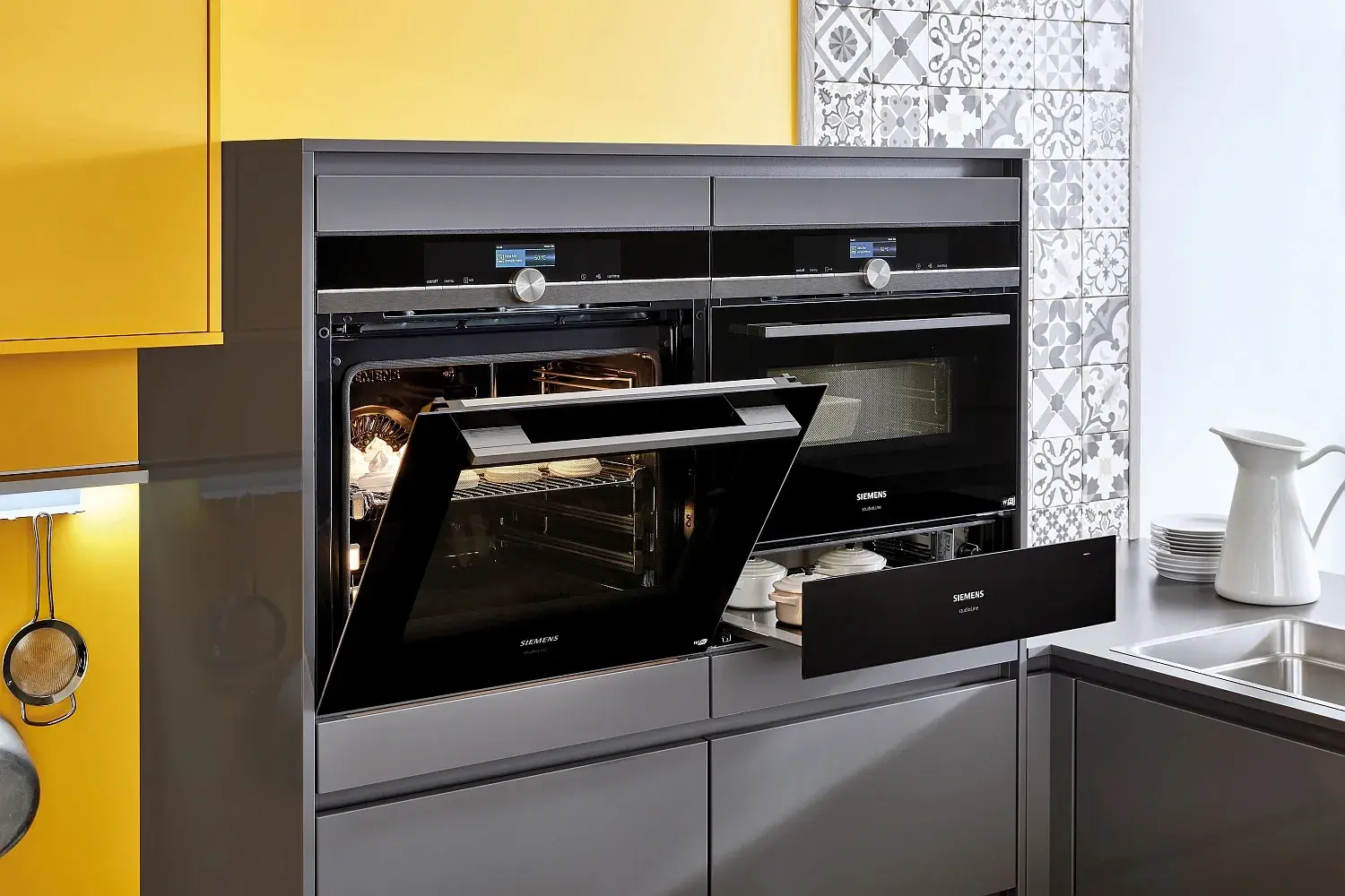 NOBILIA Küche Sunshine Gelb mit Schiefergrau Hochglanz